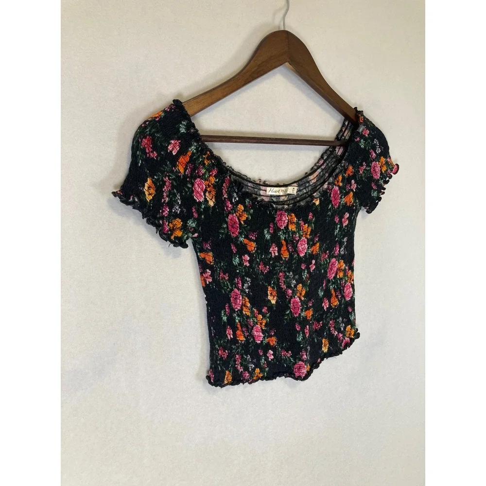 Cottagecore Heart & Hips‎ Women Medium Black Floral Smocked Crop Top AY19270P